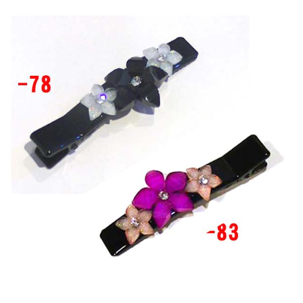 ヘアピン 髪止め 髪飾り ヘアクリップ　花３個付き　ベイククリップ ホワイト＆ブラック 1123-7...