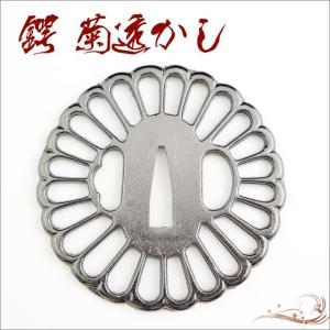 軍配　蔓　蔦　透かし鍔　鍔　鐔　刀装具　時代　日本刀　居合　アンティーク 軍配 蔓 蔦 透かし鍔 鍔 鐔 刀装具 時代 日本刀 居合 アンティーク