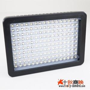 ♪ WANSEN製 160球 LED ビデオライト リチウム/単三両対応 光量調整可 / 07WS160｜toakyimage