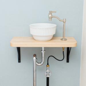 トイレ手洗い器 セット  おしゃれ 立豆栓木製 床給排水シルバー｜toiletas