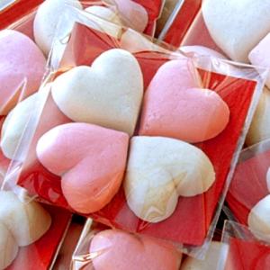 幸せを呼ぶハートの和三盆4粒入♪《四つ葉のクローバー仕立て》ブライダルギフトに最適♪プチギフト