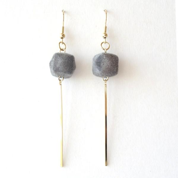 ピアス レディース ロングピアス フロッキーキューブ＆スティックピアス グレー 決算大特価