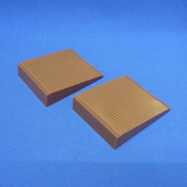 家具用安全対策 すきまマット TI-60(2個入り) 耐震 防振 地震対策 隙間埋め 隙間塞ぎ 棚 ...