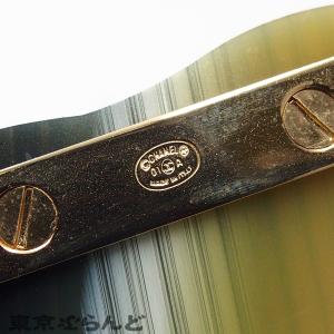 シャネル CHANEL ブローチ ベージュ ブ...の詳細画像5