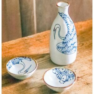 【新品未使用】九谷焼 酒器セット 文吉窯 ※箱付き 楽天市場】九谷焼 酒器揃 青手古九谷 徳利 盃セット / 文吉窯