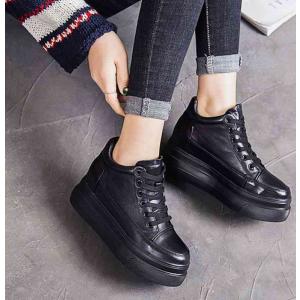 スニーカー レディース シンプル 歩きやすい 冬 50代 20代 黒 軽量 白 30代 厚底 人気 秋 レザー ブランド 革 40代 幅広 おしゃれ 皮 軽い 安い 春 夏 shs-995
