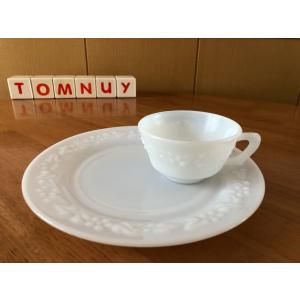 ヘーゼルアトラス ピンクリプル カップ＆ソーサー＆プレート セット