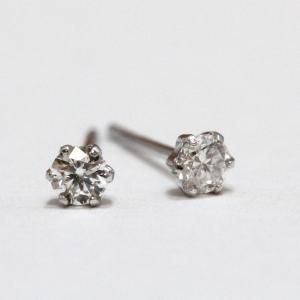 ちょっと大きめ　0.14ct　プラチナ900 ダイヤモンド 一粒 ピアスの商品画像