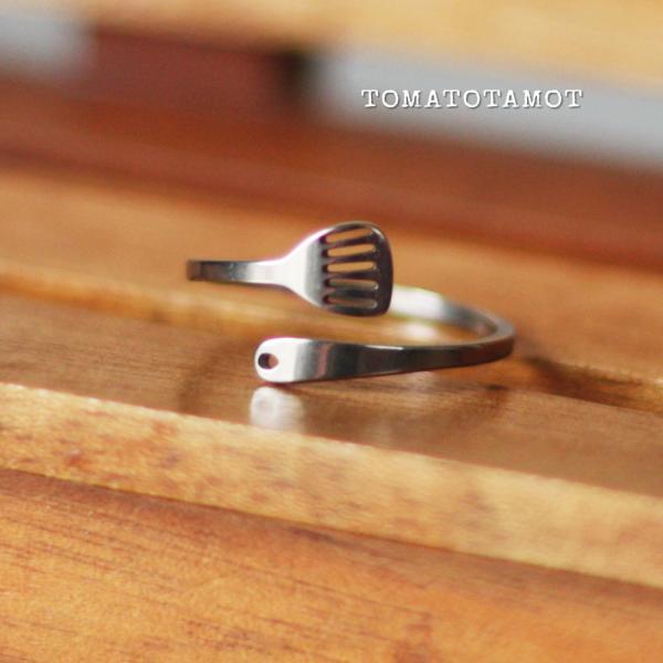 おもしろ系 フライwoクルリーナ フライ返しのリング スパチュラ ターナー ミニチュア 料理好きに ...