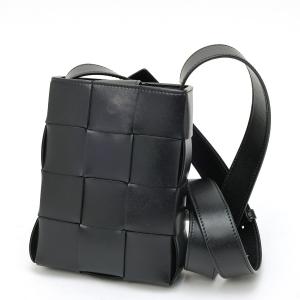BOTTEGA VENETA（ボッテガ・ヴェネタ） CASSETTE Belt Bag カセット