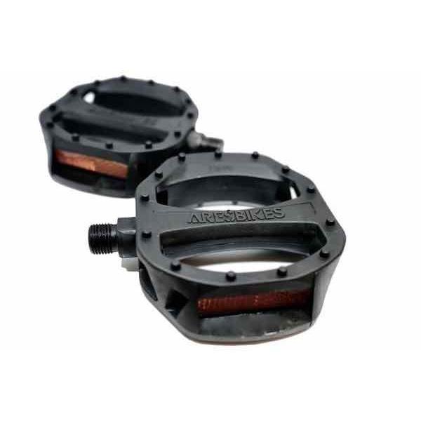ARESBIKES アレスバイク  Plastic Pedal プラスティックペダル 9/16" B...