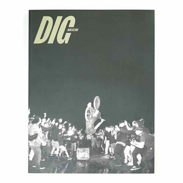 DIG BMX  DIG BOOK Issue 2021 【BMX】【雑誌】【英字】【２０２1年号】
