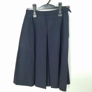 スクールスカート  夏物 w60-丈63 紺 中学 高校  プリーツ 学生服 制服 女子 中古 IN4631｜top-gakuseihuku