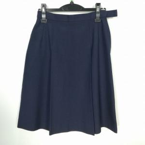 スクールスカート  冬物 w66-丈58 紺 中学 高校  プリーツ 学生服 制服 女子 中古 IN7167｜top-gakuseihuku