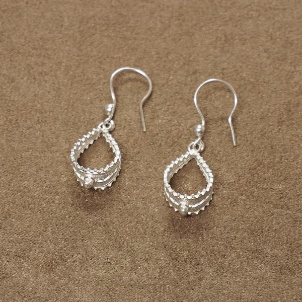 トルコ伝統の銀線細工 テルキャーリ ピアス　SV-E-TK003