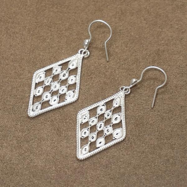 トルコ伝統の銀線細工 テルキャーリ ピアス　SV-E-TK006