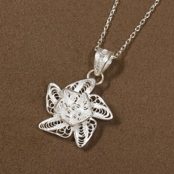 トルコ伝統の銀線細工 テルキャーリ ペンダント（チェーン付）　SV-N-TK007