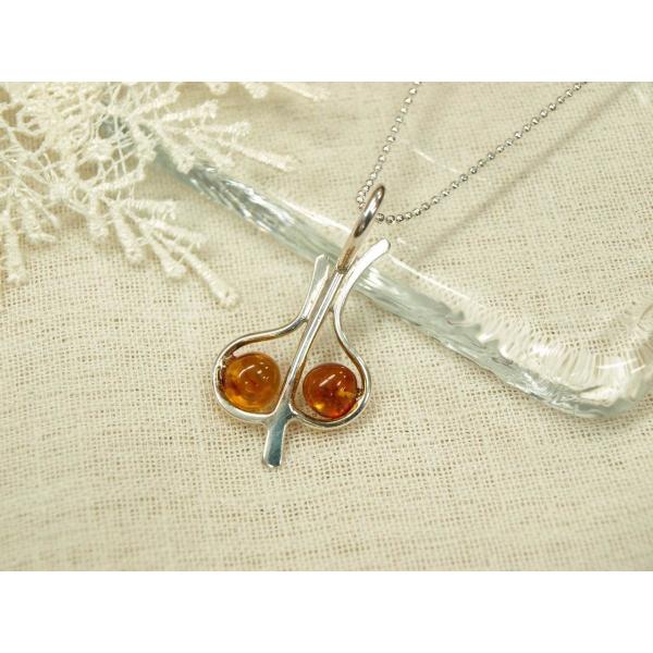 琥珀ペンダントトップ(T-530)