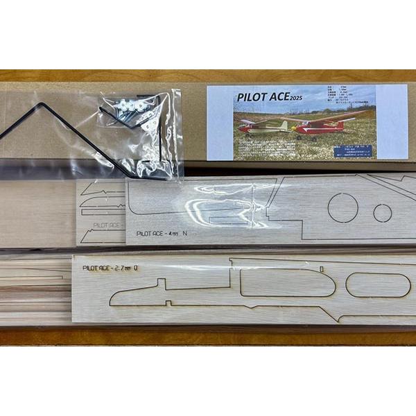 PILOT ACE 2025 レーザーカットキット(i-RCTech) ［代金引換払い不可］ パイロ...