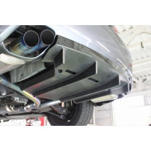 TOM'S（トムス） サイドステップ(カーボン製) 黒 IS-F USE20 個人宅配