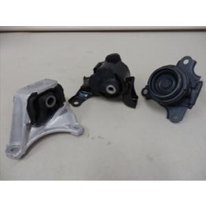無限（MUGEN） 強化エンジンマウントセット インテグラ DC2 1993/5
