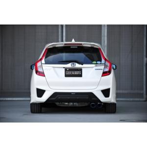 フィットハイブリッド GP5 駆動：2WD ノブレッセマフラー 左右4本出し