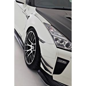 GT-R R35 MY17モデル ’18 Ver. フロントワイドフェンダー+エクステンションカバー...