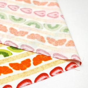 生地 布 美味しそうなフルーツサンド柄 パン ...の詳細画像3