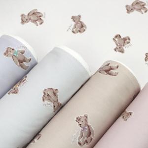 生地 布 Teddy bear くまのぬいぐるみ コットンオックス 綿100％ 約110cm幅 手芸 ハンドメイド 手作り ゆうパケット2ｍ対応 10cm単位価格