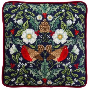 Bothy Threads タペストリー刺繍キット Winter Robins Tapestry TKTB4 (クッション約36cm角) ボシースレッズの商品画像