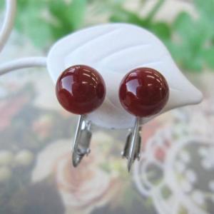日本・高知産血赤珊瑚のイヤリング （7.7ミリ玉）/K18 /天然サンゴ