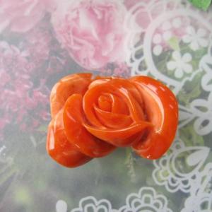 日本・高知産赤珊瑚の桜の彫り 帯留め兼ブローチ/K18 /帯/着物/和装