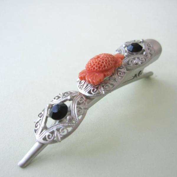 桃珊瑚 菊の花のダッカールクリップ ヘアアクセサリー 『宝石サンゴ』 珊瑚婚 還暦 誕生日 御祝 厄...