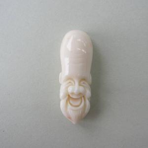 日本・高知産赤珊瑚の 美しい牡丹の花の彫り帯留 /SILVER/「あか