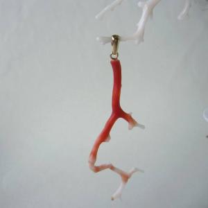 大粒】 桃珊瑚 丸玉 ペンダントトップ 16.6ミリ K18 ダイヤモンド0.05