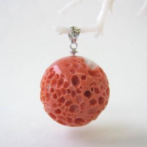 大粒】 桃珊瑚 丸玉 ペンダントトップ 16.6ミリ K18 ダイヤモンド0.05