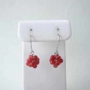 日本 高知産血赤珊瑚 編み玉 フックピアス (直...の商品画像