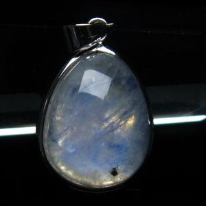 ムーンストーン ペンダントトップ シルバー 雫型 6月 誕生石