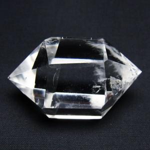 水晶 六角柱 ダブルポイント 一点物 142-8659の商品画像