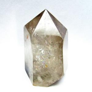 スモーキークォーツ 六角柱 煙水晶 虹入り 3.7Kg 台座付属 送料無料