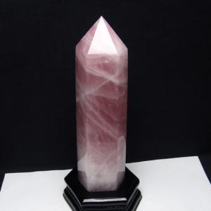 ローズクォーツ ポイント 六角柱 台座付属 一点物 152-2587 : 天然石