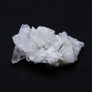 水晶クラスター 巨大 原石 1.3Kg 台座付属 送料無料 一点物 182-246