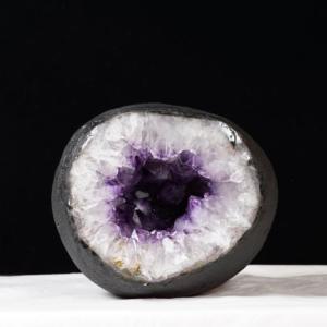 11Kg アメジスト ドーム ウルグアイ産 サークルジオード 原石 アメシスト 紫水晶 一点物 [送料無料] 174-1117｜tosho-stones
