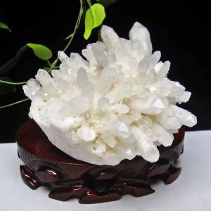 2Kg 水晶 クラスター 原石 ブラジル産 一点物 送料無料 192-631