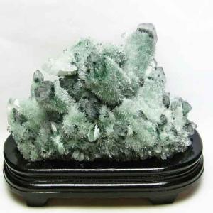 緑水晶 クラスター 台座付属 一点物 182-4582 : 天然石
