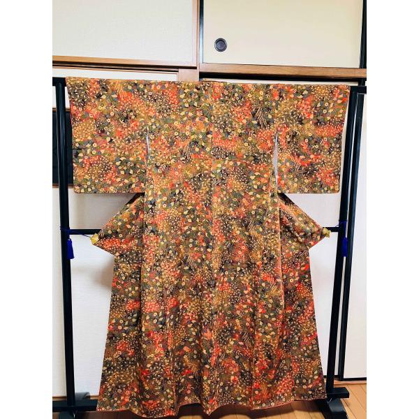 着物 小紋 正絹 / オレンジ系 / 花柄 桐の柄 きり / 身丈約153cm 裄丈62.5cm 袖...