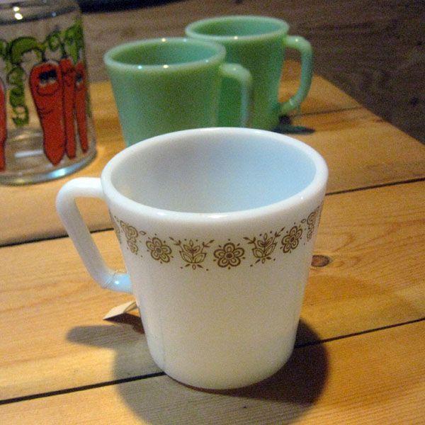 オールドパイレックスマグ　バタフライゴールド　