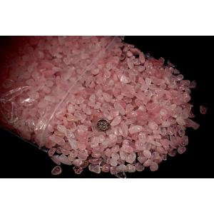 天然ローズクォーツ水晶チップ(7-9MM) サイズ 2キロ入り 超綺麗 146e11