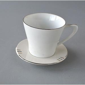 ティカップ＆ソーサー ボーンチャイナ ホワイトフラワー