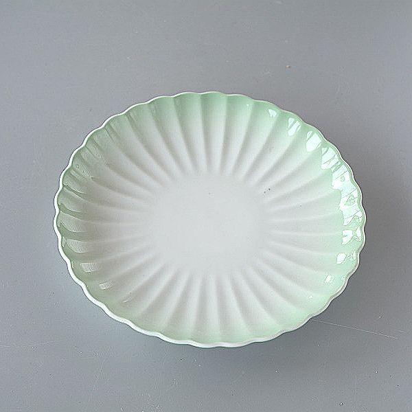 中皿 菊花形 ヒワ色 強化磁器製